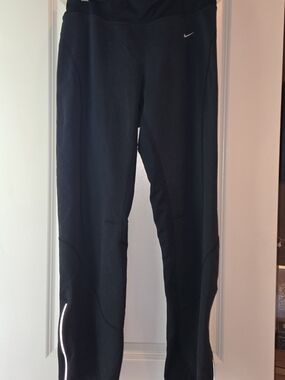 Nike Women’s Black Dri-Fit Winter Running/Athletic Pants. Good Condition.